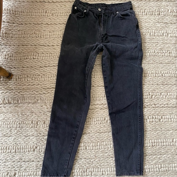 Vintage high rise Jordache Jeans - Picture 2 of 5